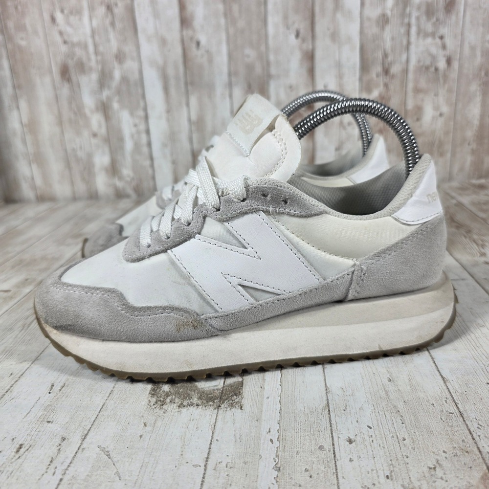 New Balance 237 Womens Sneakers Sea Salt Moonbeam White WS237NN Size 7 - Picture 4 of 8